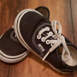 Toddler black Vans
